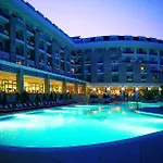 Sunland Resort 5*
