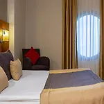 Resort Sunland 5*