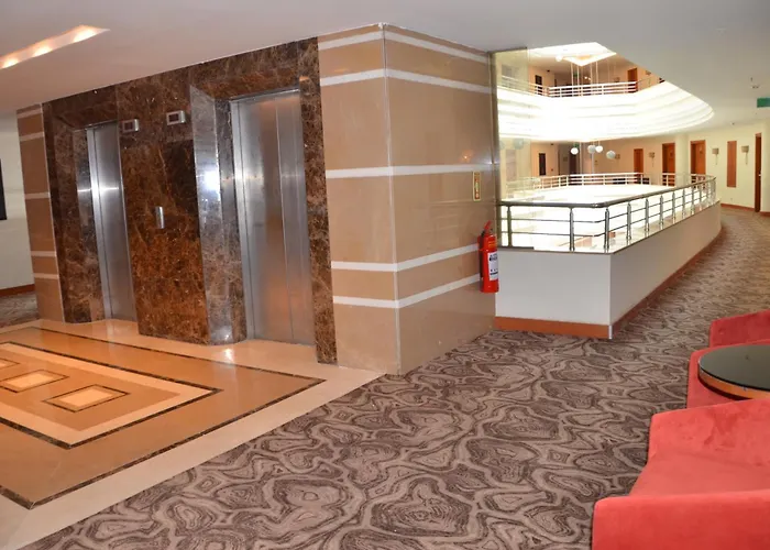 Sunland 5* كمر