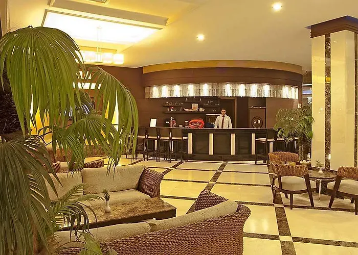 Sunland 5* كمر